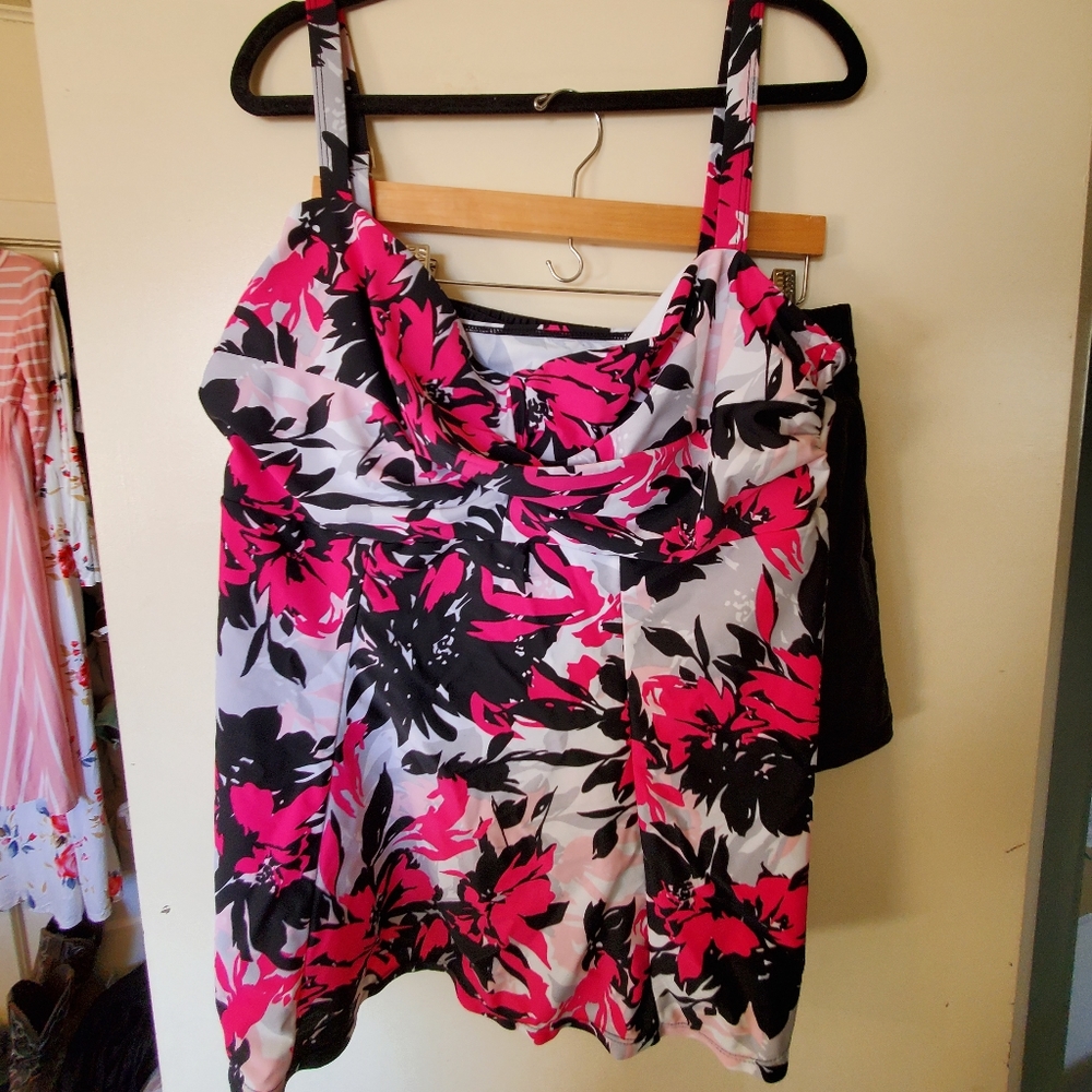 Pink and black tankini set